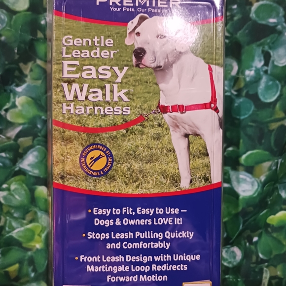 NEW Premier Gentle Leader Easy Walk Harness, Medium (20-28"), Easy to Use - Picture 2 of 4